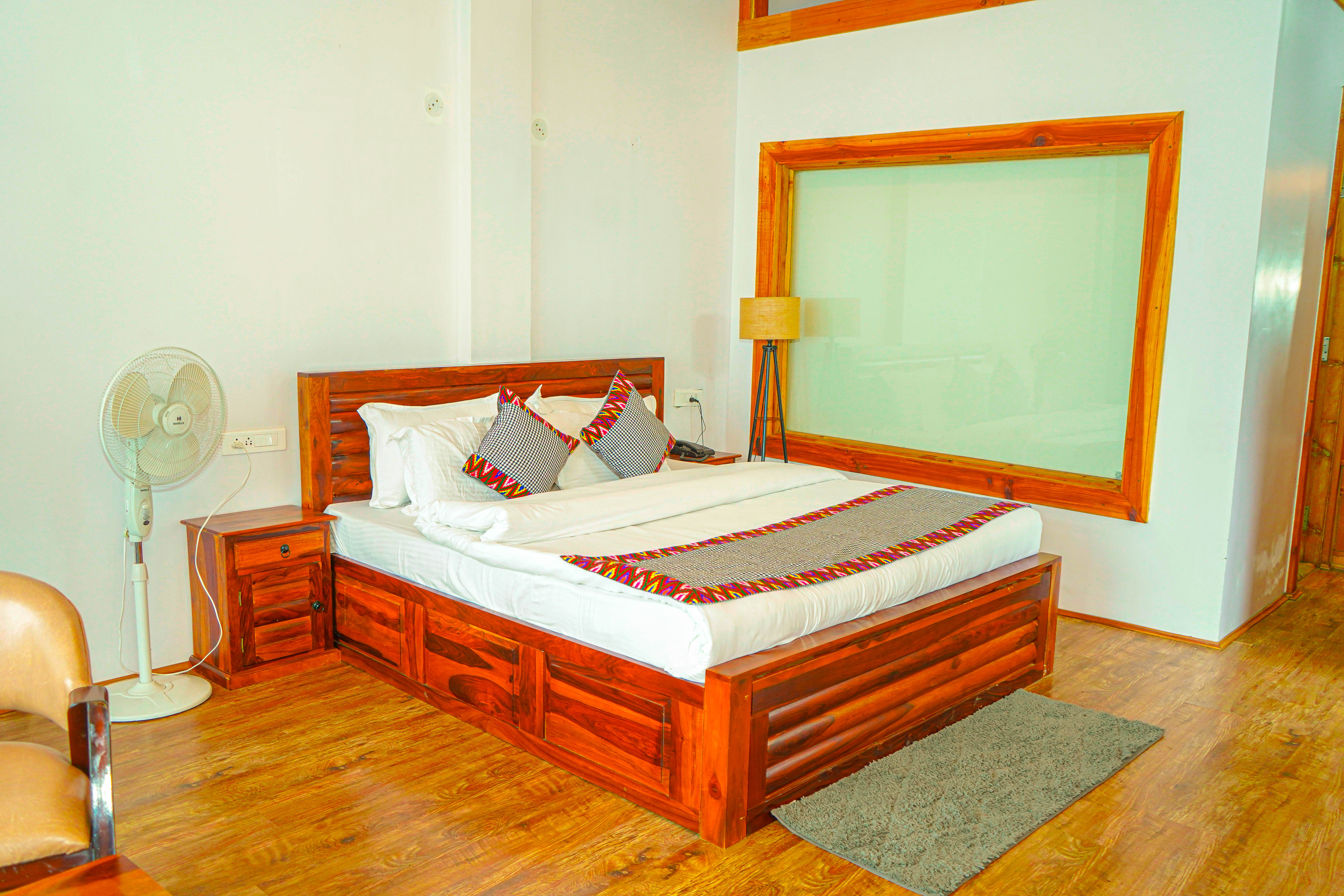 Property entrance gate