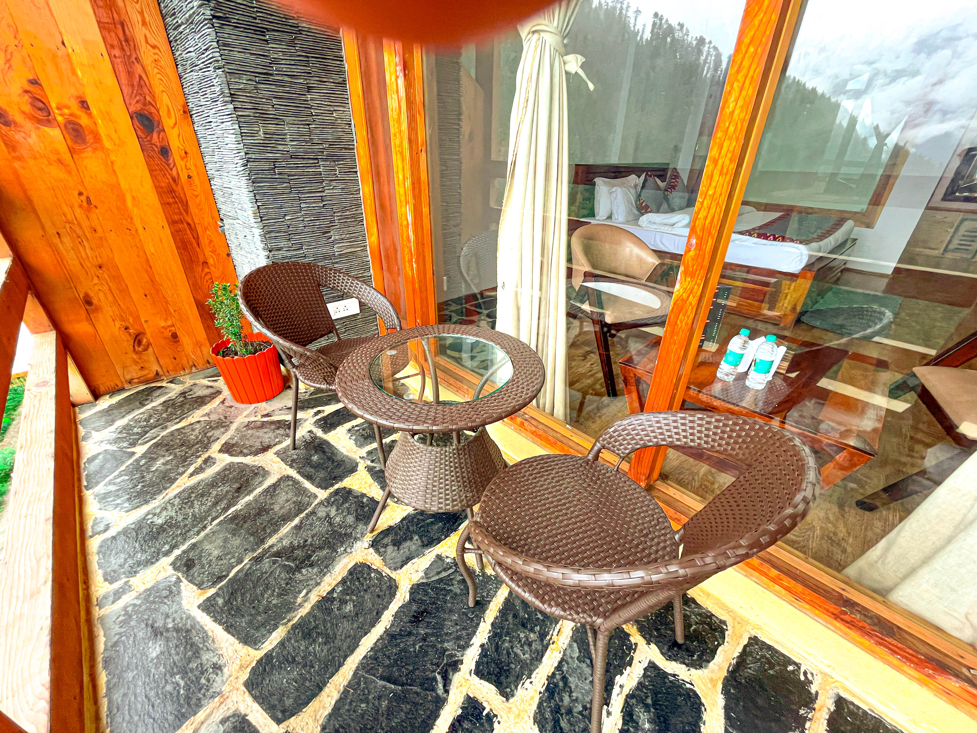 Local temple architecture