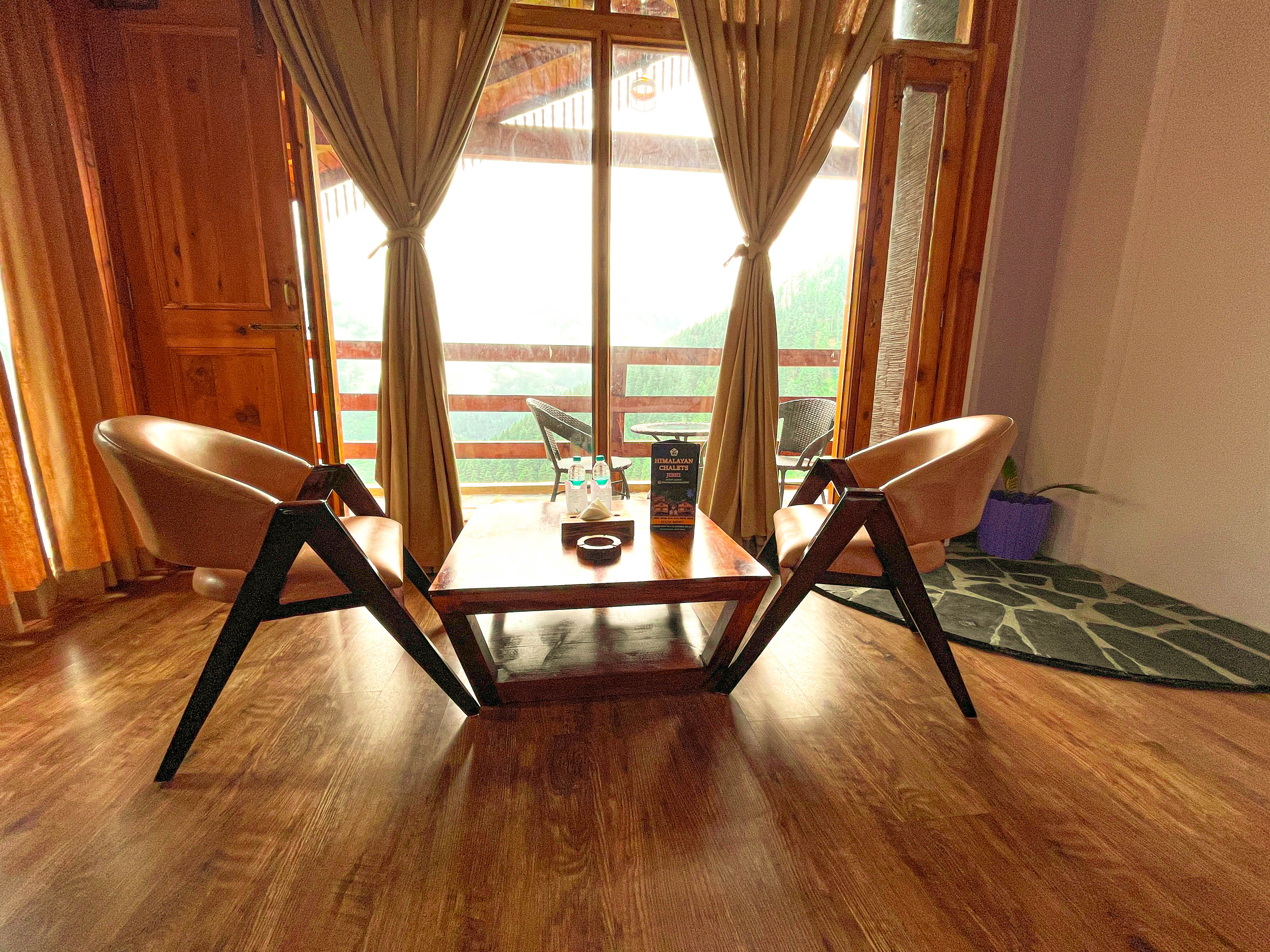 Eagles above the valley